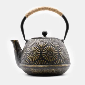 Cast Iron Teapot Chrysanthemum 1.2L